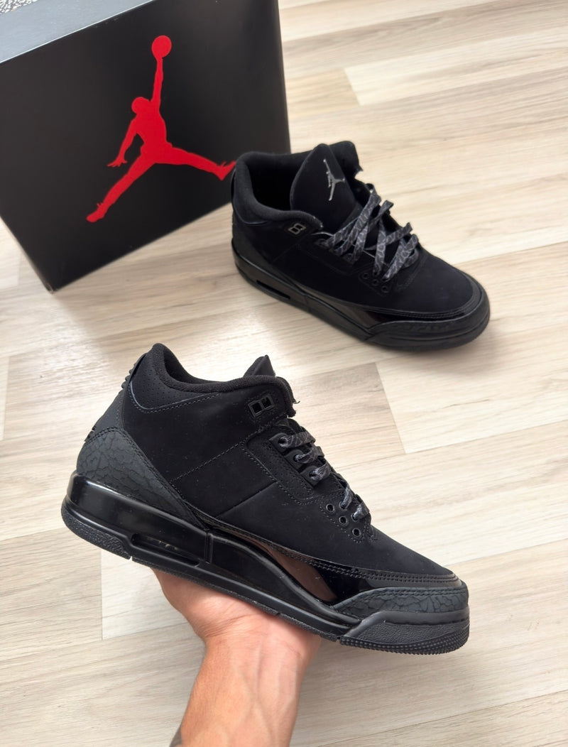 Jordan 3 Black Cat