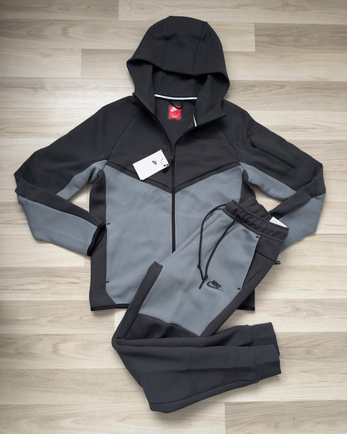 Conjunto Nike Tech Grey/Dark Gray