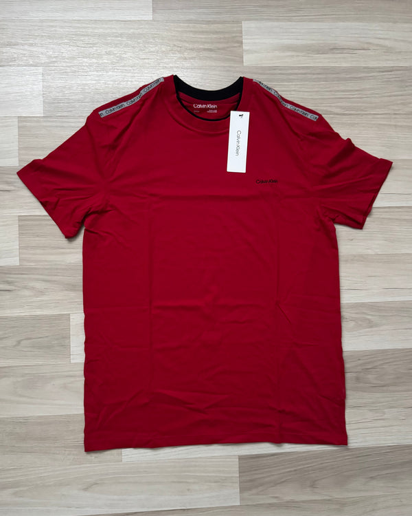 Polera Calvin Klein Roja